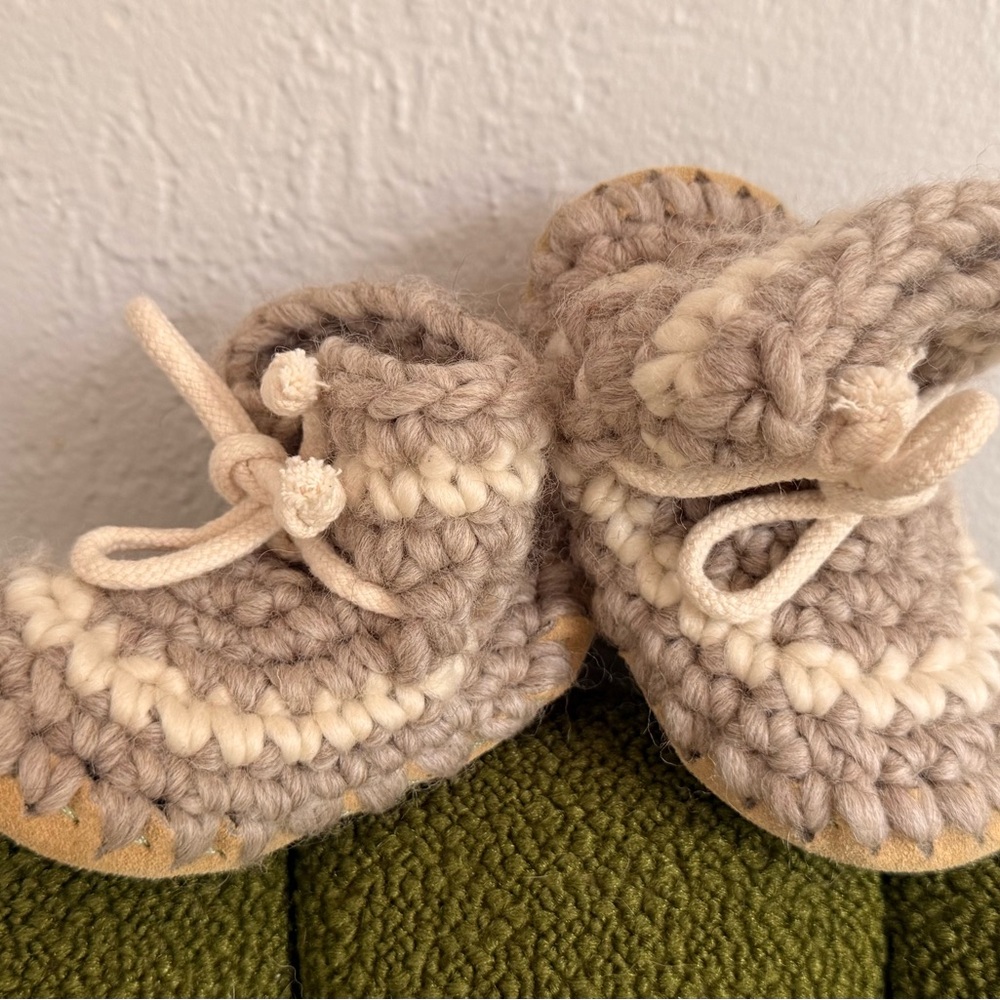Handmade in Canada Taupe and Cream Crochet wool Baby Boots